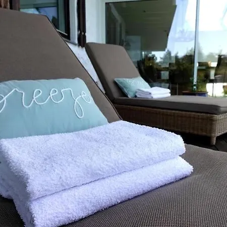 Arboretet - Seaside With Private Pool & Infrared Sauna In The Heart Of Arboretet, 别墅 卑爾根