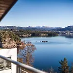 Arboretet - Seaside With Private Pool & Infrared Sauna In The Heart Of Arboretet, Вилла *