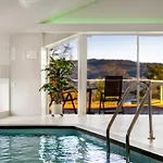 Arboretet - Seaside With Private Pool & Infrared Sauna In The Heart Of Arboretet, Берген
